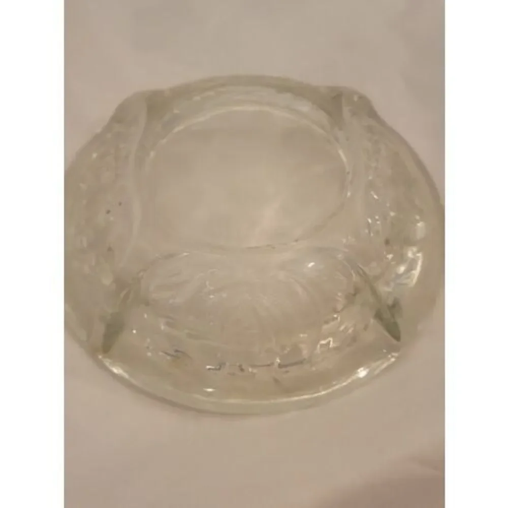 KIG Indonesia Pressed Heavy Glass Rose Pattern Vintqge Ashtray 4 Rest 6